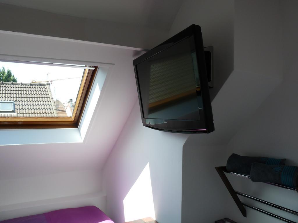Hotel Du Côté De Chez Jos Bezons Habitación foto